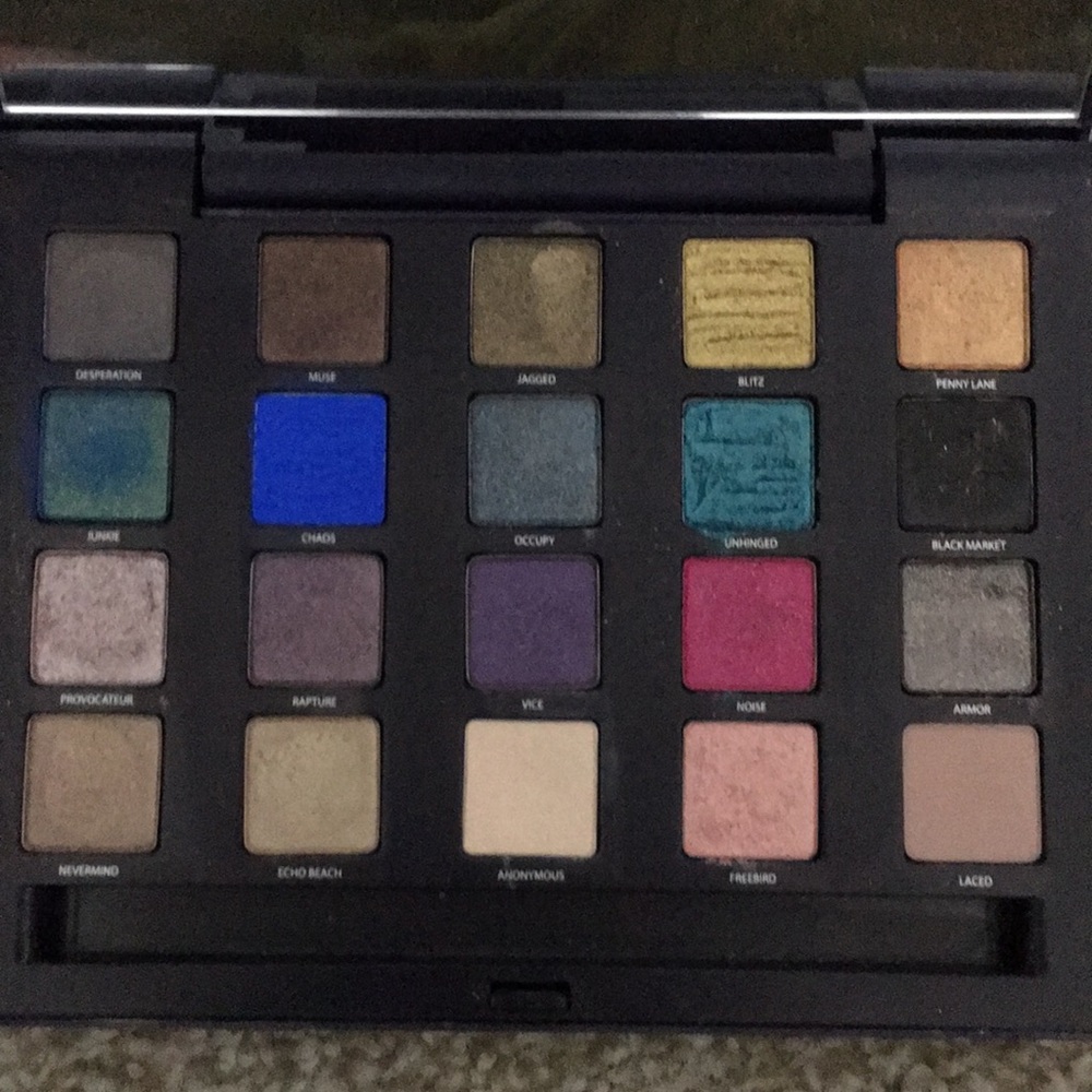 Urban Decay Vice Palette